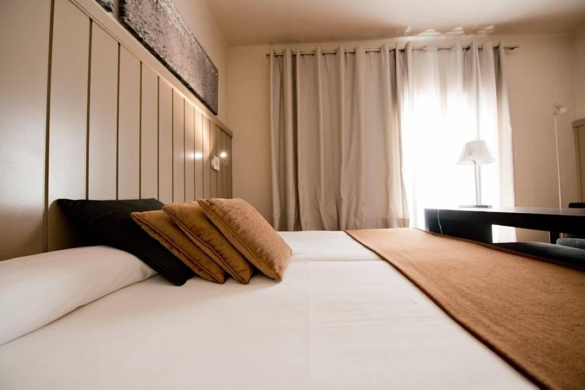 Hotel Restaurant Pessets & Spa ซอร์ต ภายนอก รูปภาพ