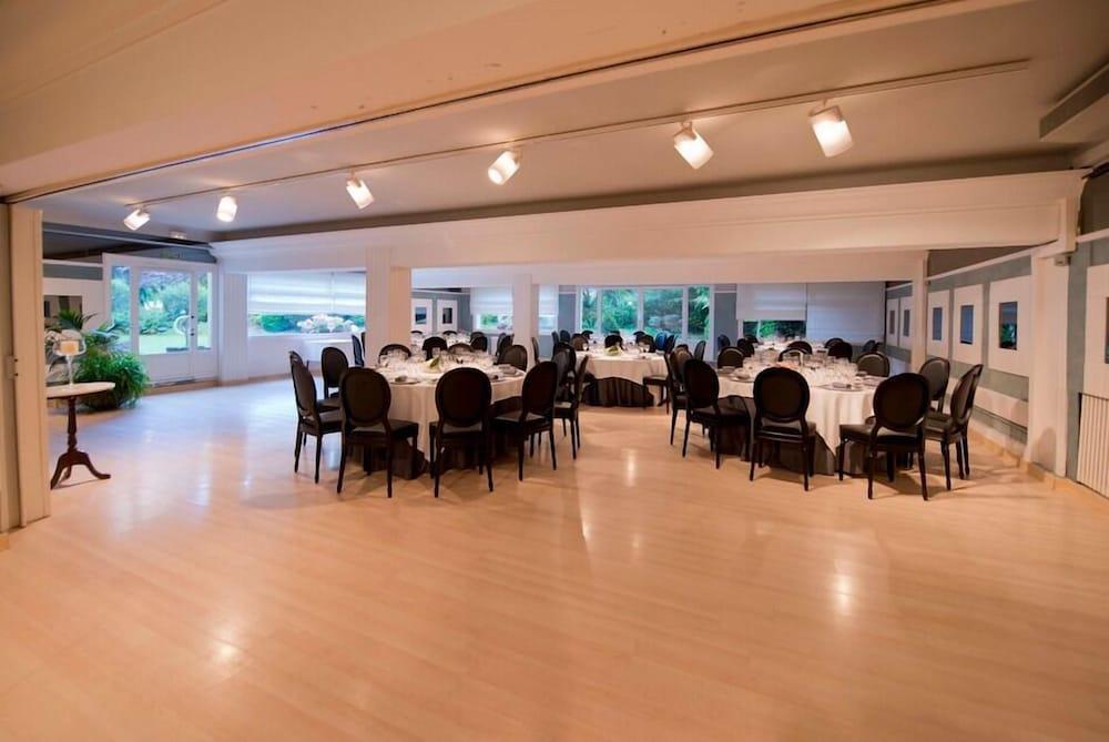 Hotel Restaurant Pessets & Spa ซอร์ต ภายนอก รูปภาพ