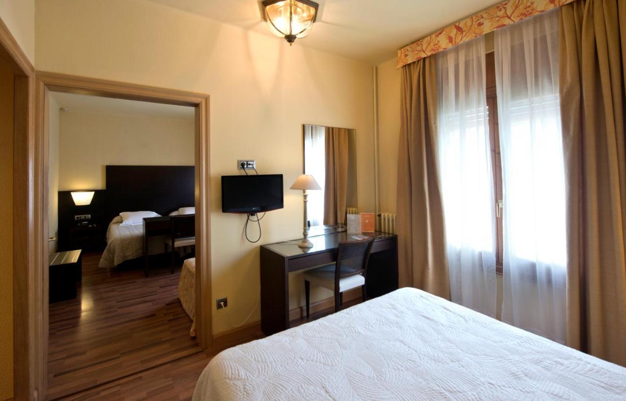 Hotel Restaurant Pessets & Spa ซอร์ต ภายนอก รูปภาพ