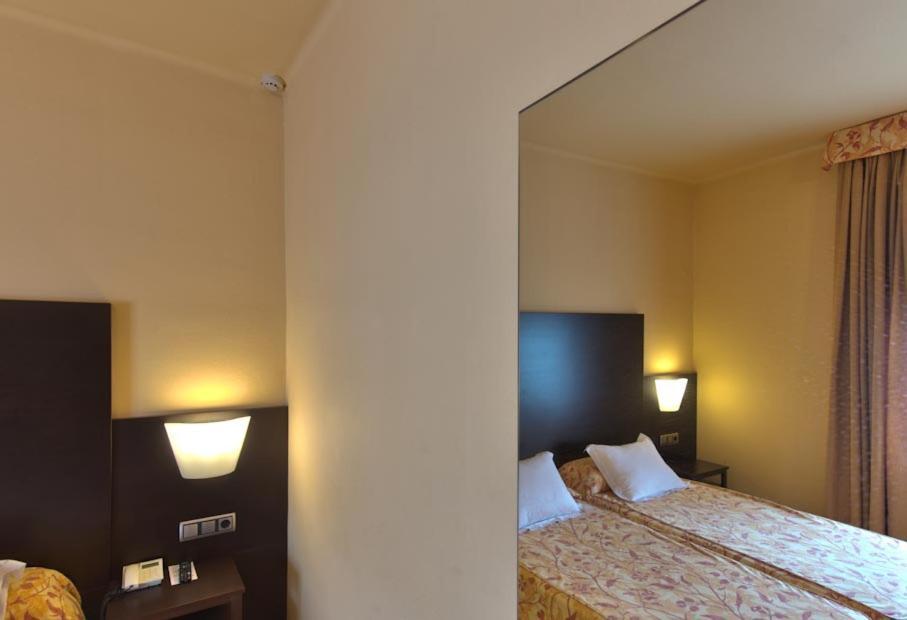 Hotel Restaurant Pessets & Spa ซอร์ต ภายนอก รูปภาพ