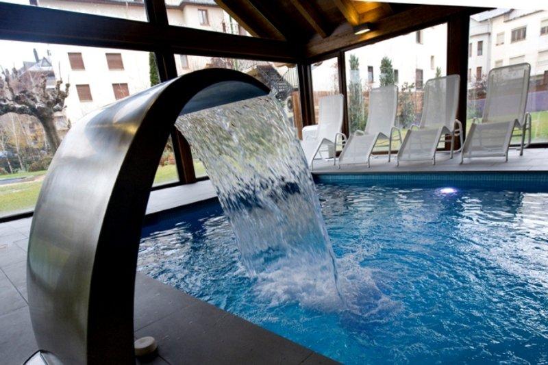 Hotel Restaurant Pessets & Spa ซอร์ต ภายนอก รูปภาพ