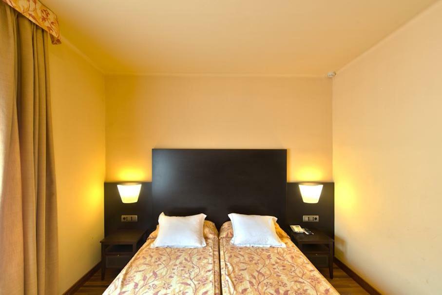 Hotel Restaurant Pessets & Spa ซอร์ต ภายนอก รูปภาพ